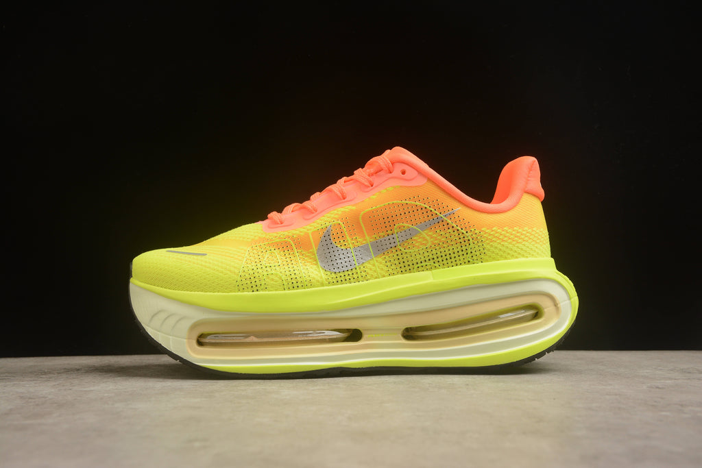 Nike Vomero 18 Running Shoes | Premium Cushioning | EU 36-45