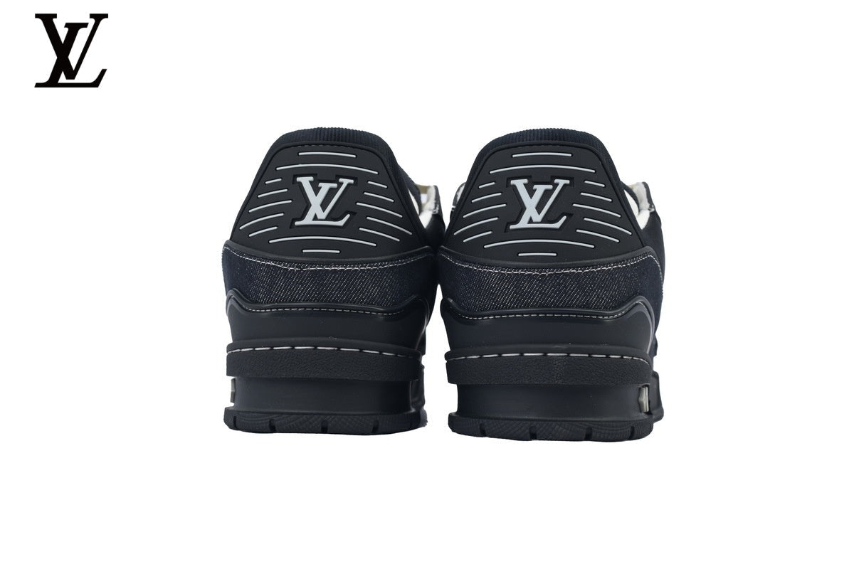 Louis Vuitton Trainer shoes for man  women Sneaker – Black Denim Monogram