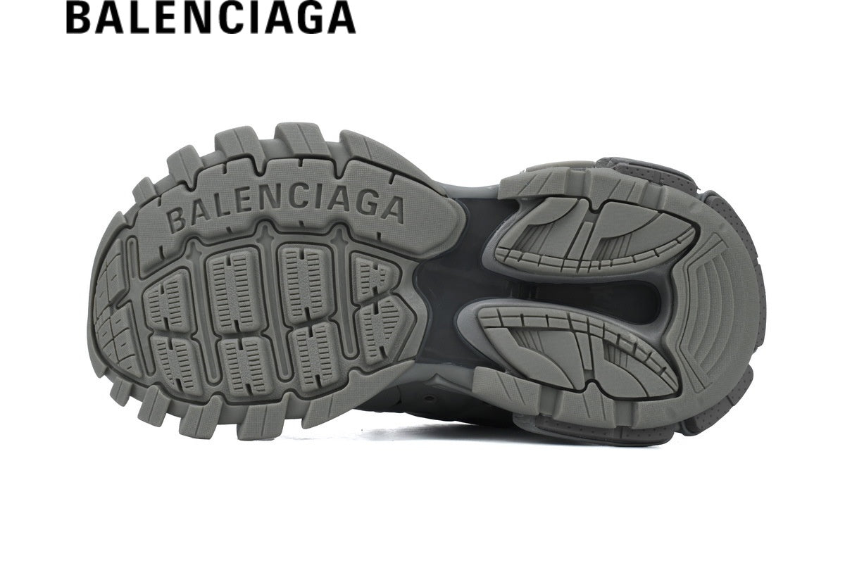 Balenciaga Track men's shoes  women sneakers Sneakers in Grey