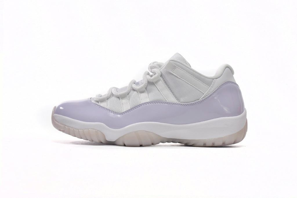 Nike Air Jordan 11 Retro Sneakers | Classic Colorway