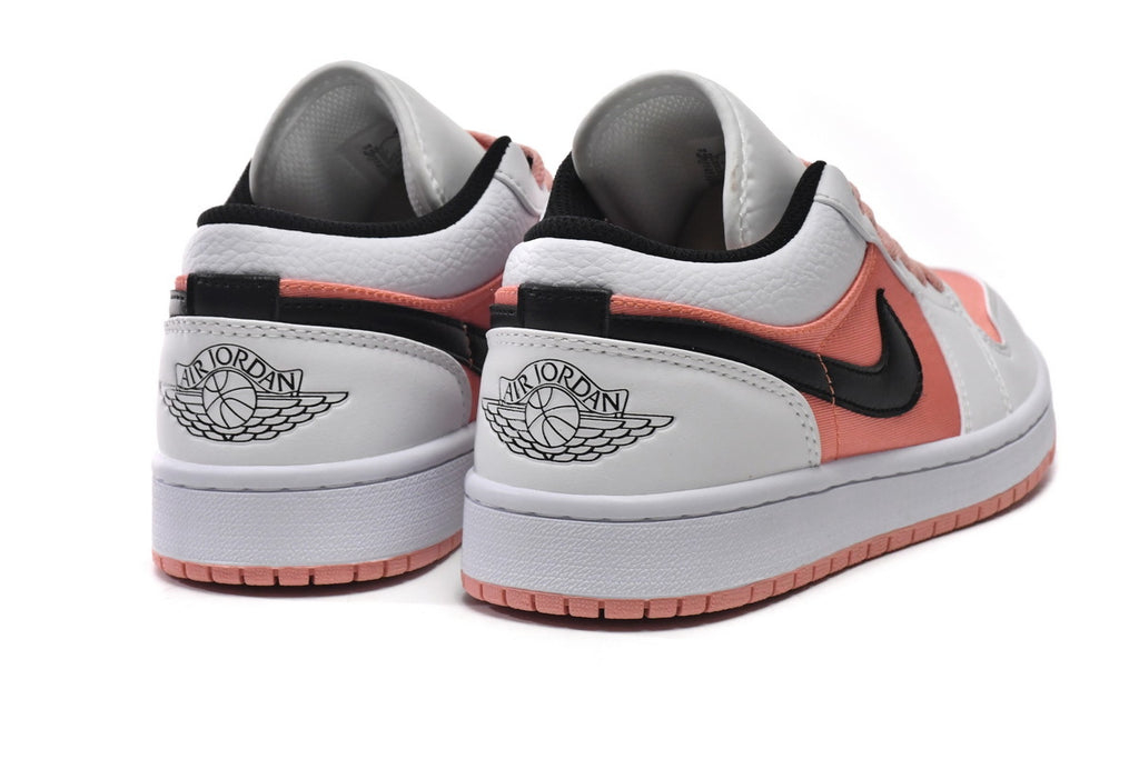 Nike Air Jordan 1 Retro Low Low-Top Sneakers