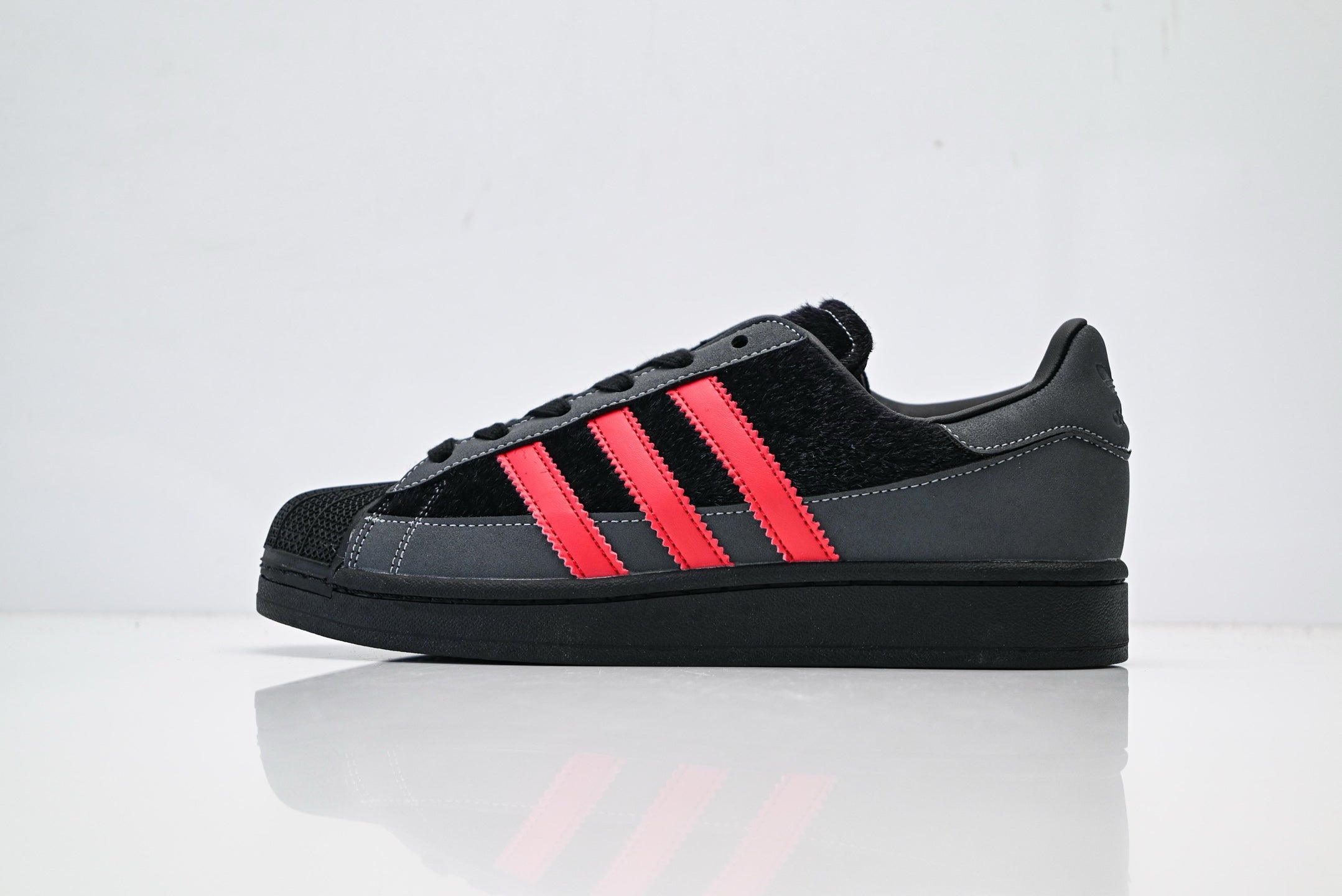 adidas Originals Superstar – Dark Gray & Black Faux Fur with Bright Red 3-Stripes Shell Toe