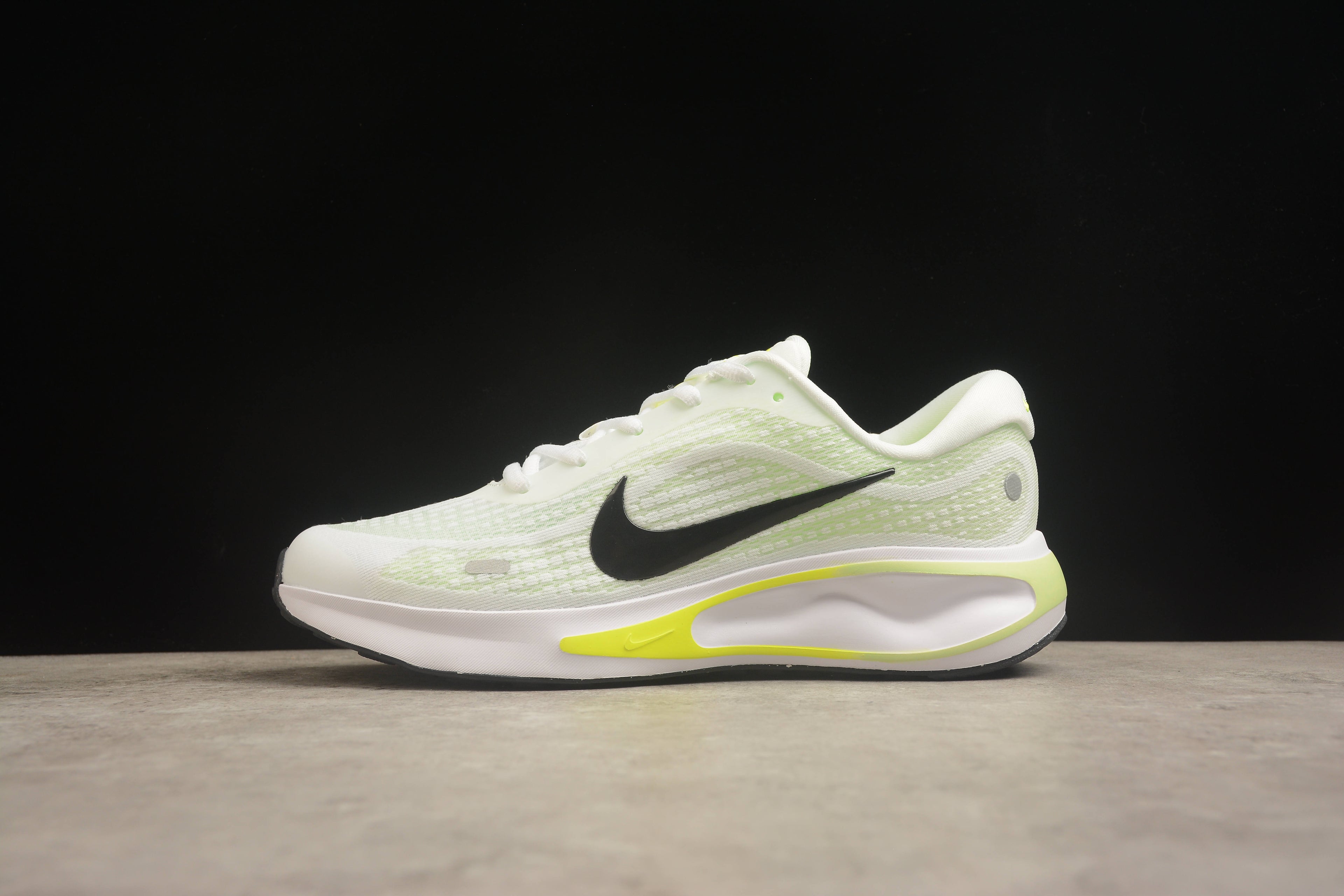 Nike Journey Run Running Shoes | Lightweight & Comfortable | EU 36-45