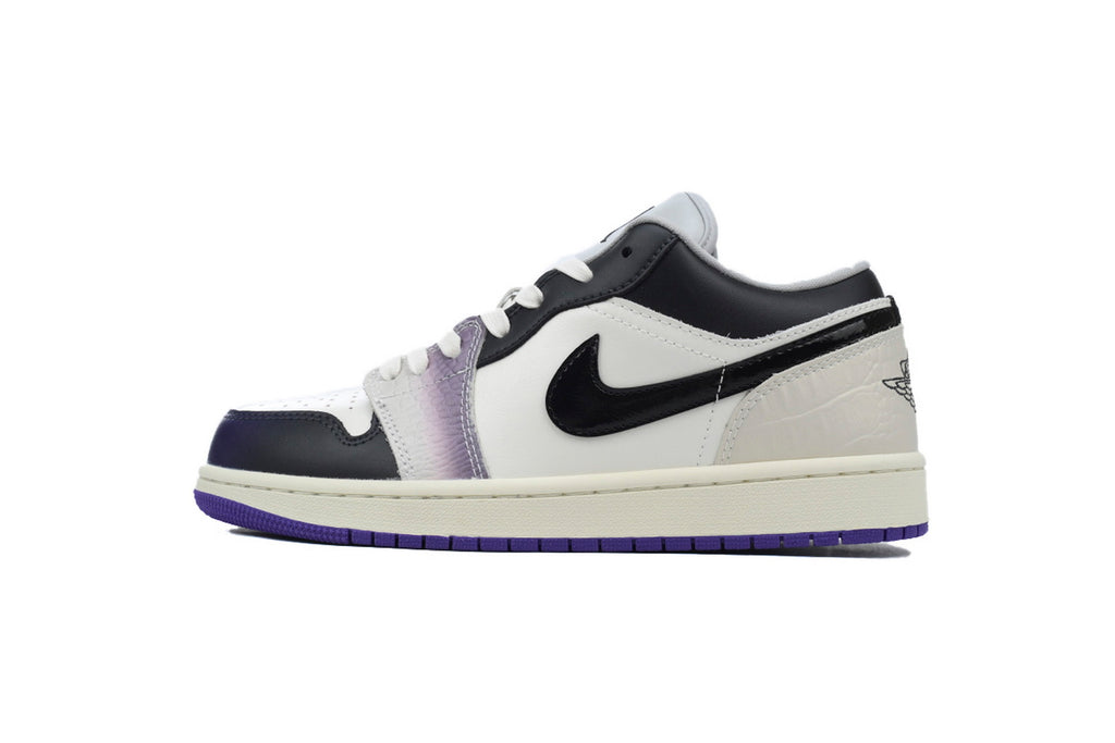 Nike Air Jordan 1 Retro Low Low-Top Sneakers