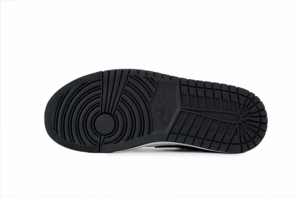 Nike Air Jordan 1 Retro Low Low-Top Sneakers