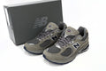 New Balance 2002R Sneakers