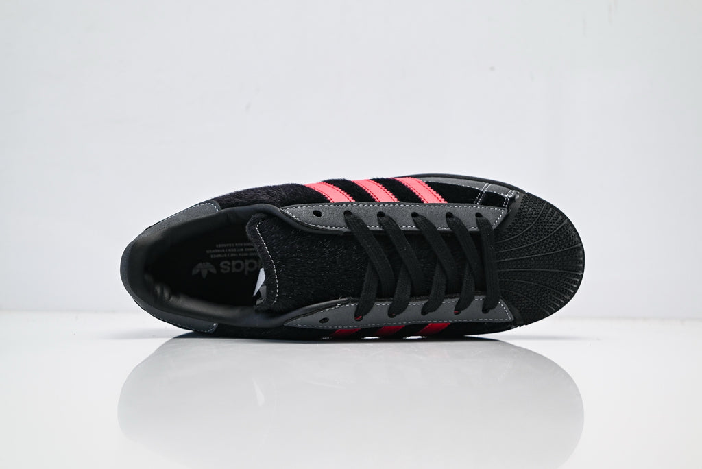 adidas Originals Superstar – Dark Gray & Black Faux Fur with Bright Red 3-Stripes Shell Toe