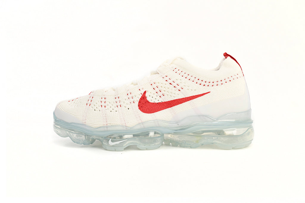 Nike Air VaporMax – Lightweight Running Sneakers