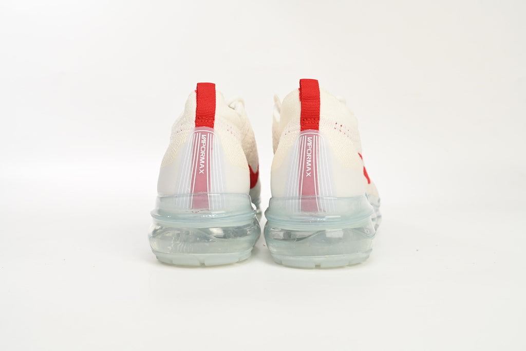 Nike Air VaporMax – Lightweight Running Sneakers