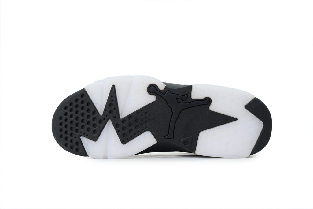 Nike Air Jordan 6 – Retro High-Top Basketball Sneakers