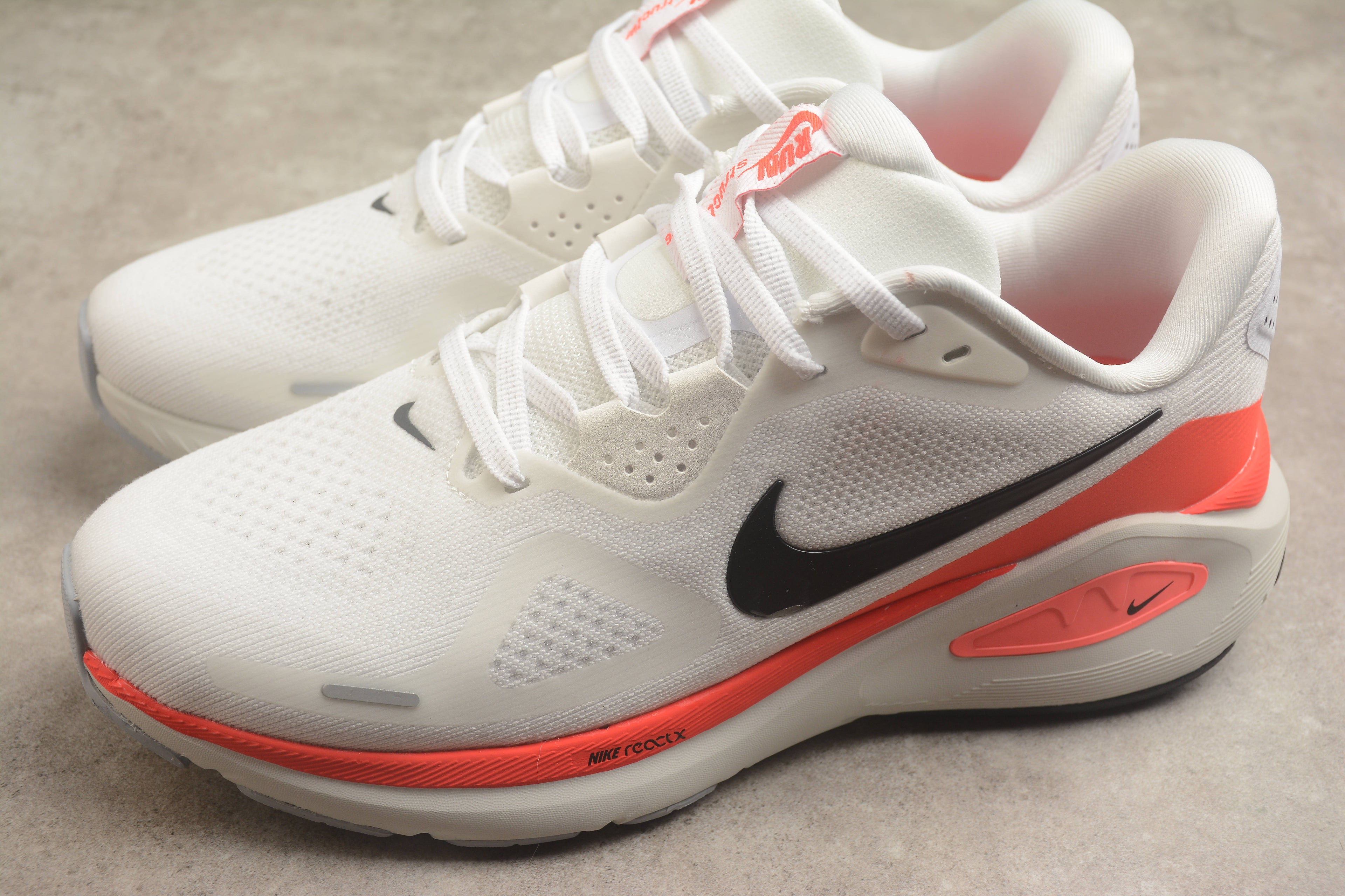 Nike Air Zoom Structure 26 Running Shoes | Supportive & Stable | EU 36-45
