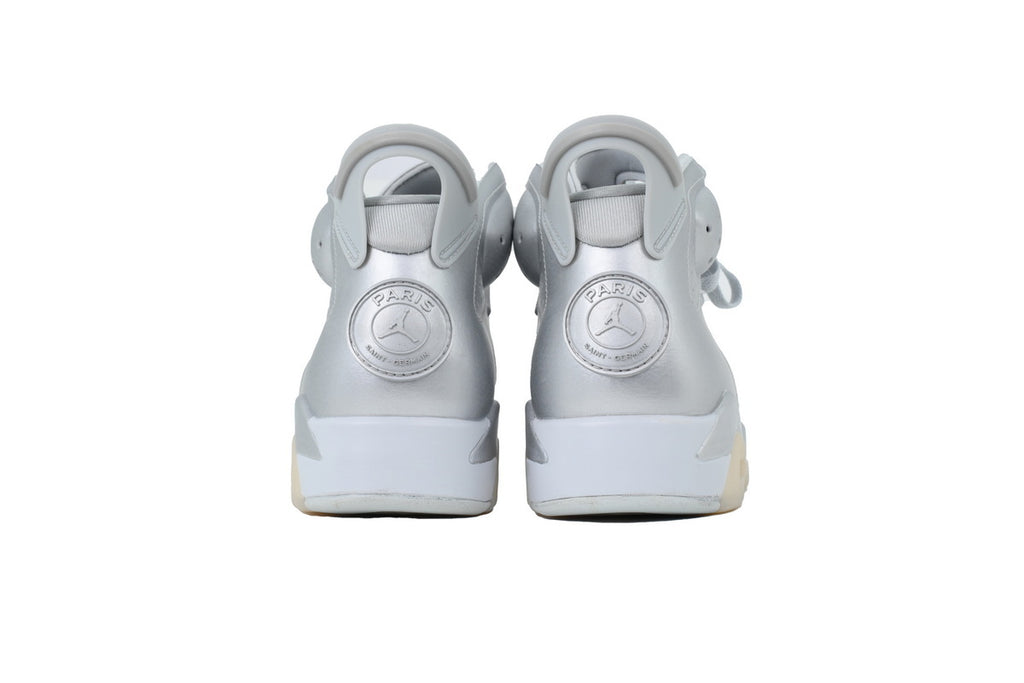 Nike Air Jordan 6 – Retro High-Top Basketball Sneakers