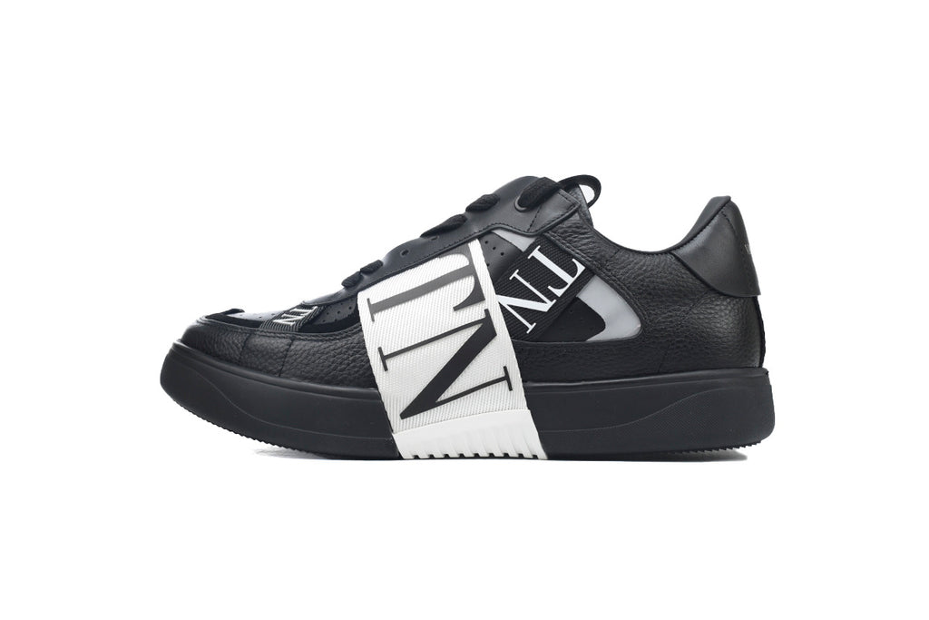 Valentino Garavani One Stud XL Sneakers
