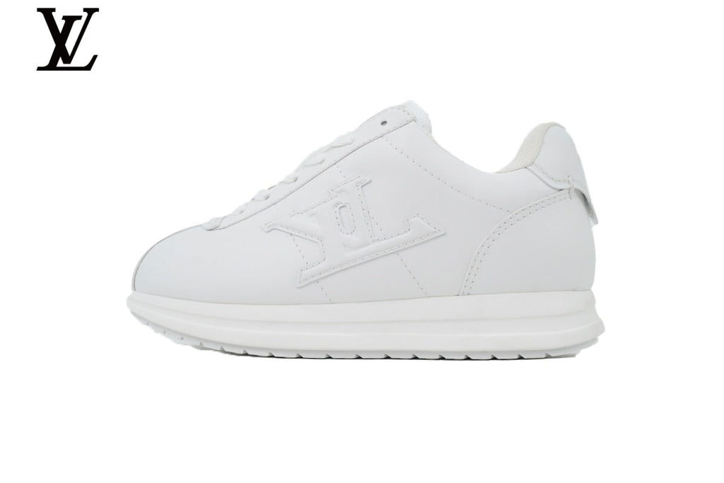 Louis Vuitton Low Top Sneaker in White Smooth Leather with Embossed Logo