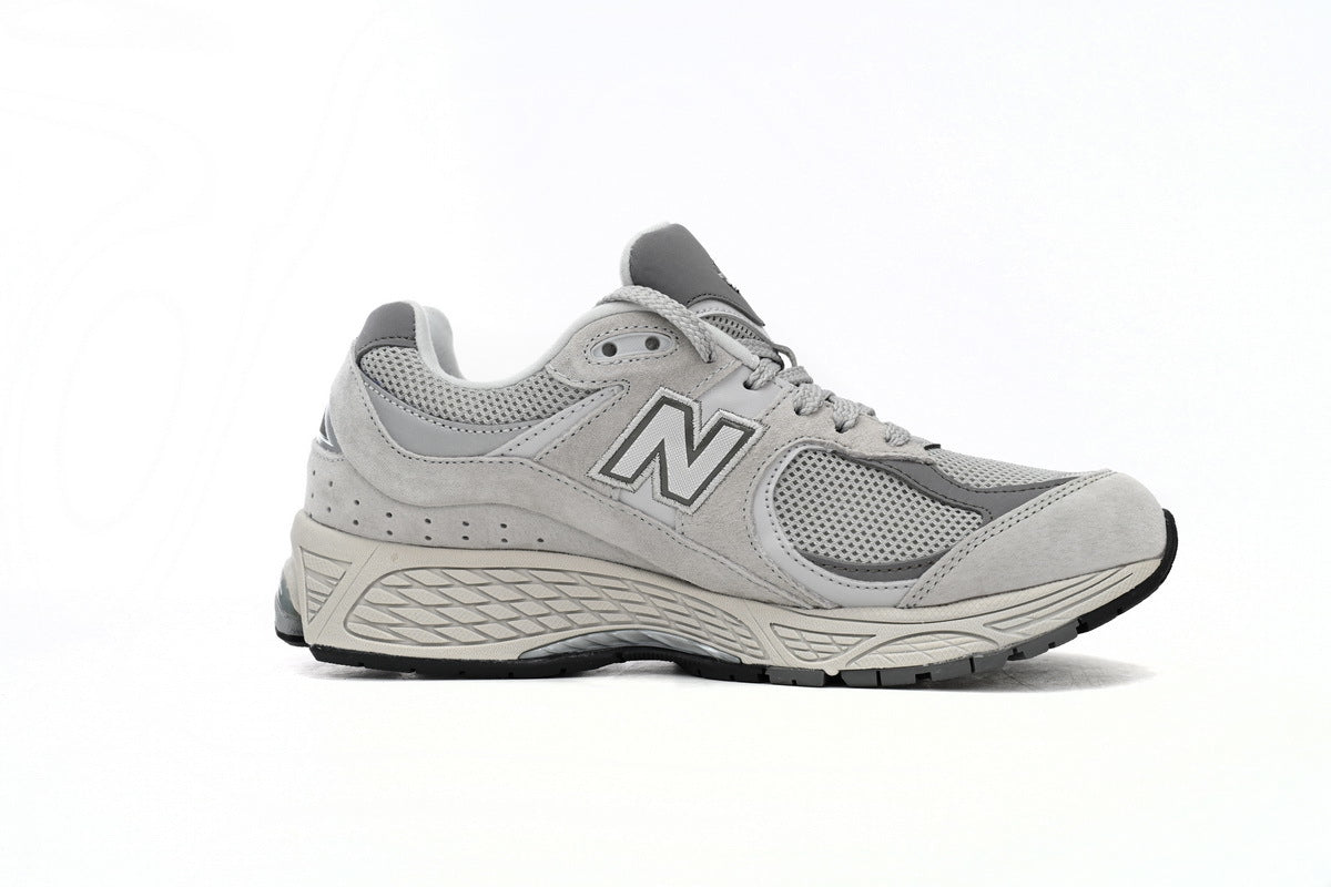 New Balance 2002R Sneakers