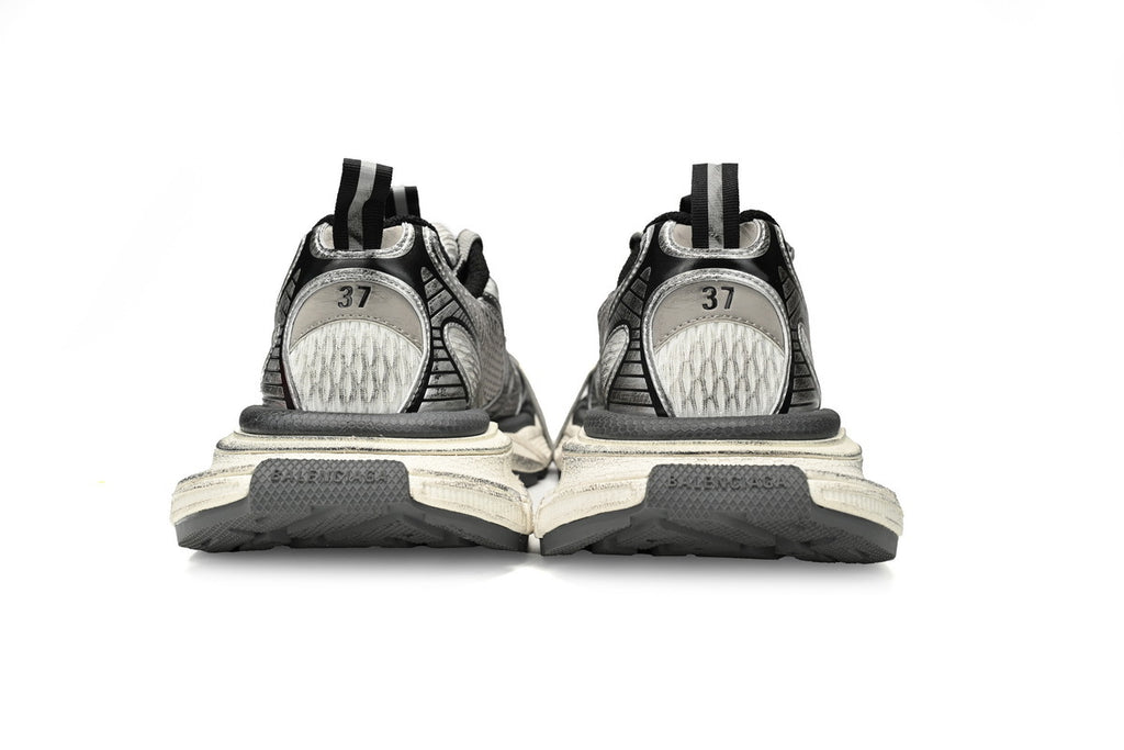 Balenciaga 3XL Sneaker – Low-Top Chunky Sole