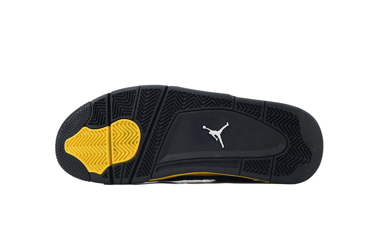 Nike Air Jordan 4 – Retro Basketball Sneakers
