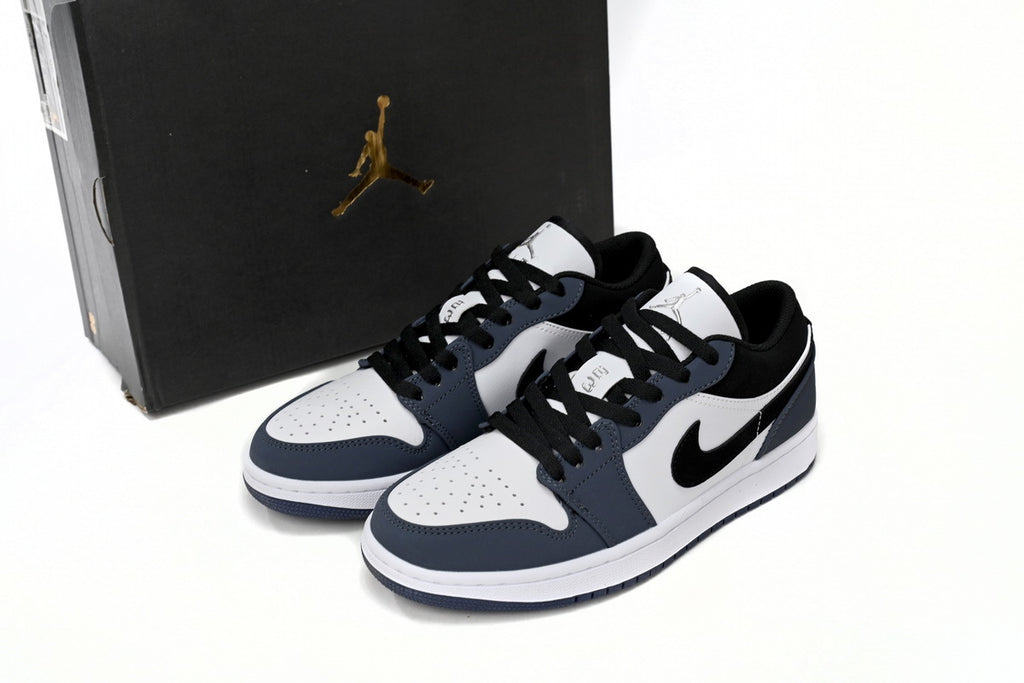 Nike Air Jordan 1 Retro Low Low-Top Sneakers