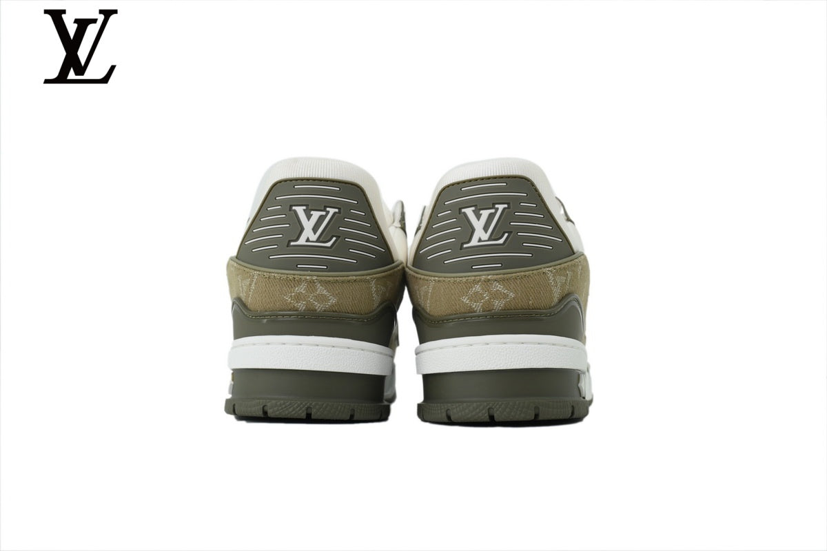 Louis Vuitton Trainer  shoes for man  women Sneaker – White & Olive Monogram