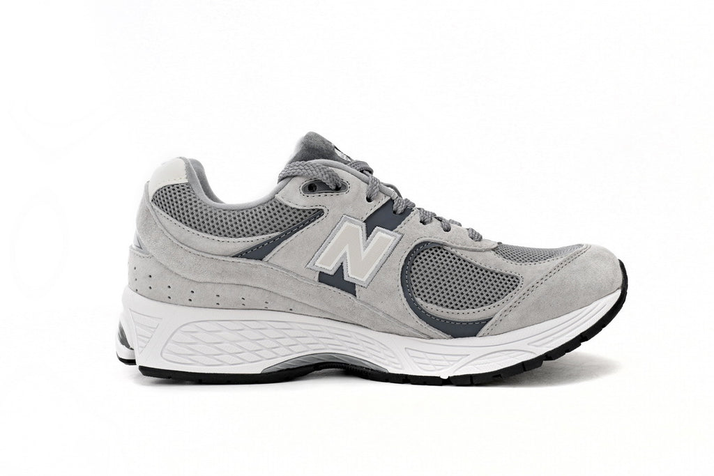 New Balance 2002R Sneakers