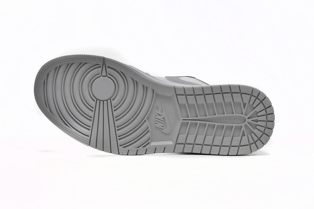 Nike Air Jordan 1 Retro Low Low-Top Sneakers