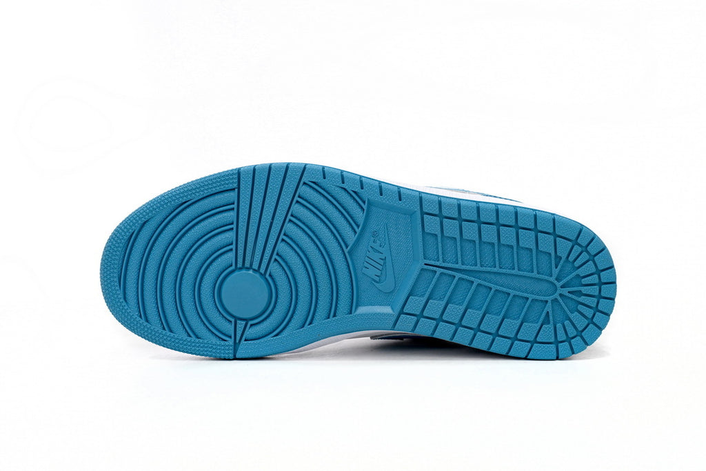 Nike Air Jordan 1 Retro Low Low-Top Sneakers