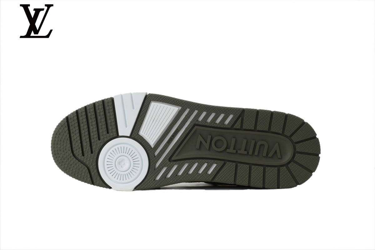 Louis Vuitton Trainer  shoes for man  women Sneaker – White & Olive Monogram