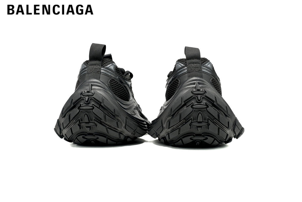 Balenciaga 10XL men's shoes  women sneakers — Black