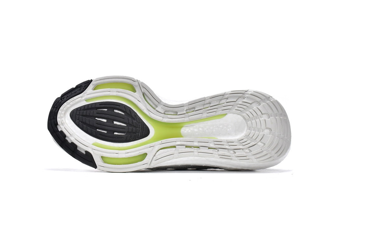 Adidas Ultraboost 22 Running Shoes