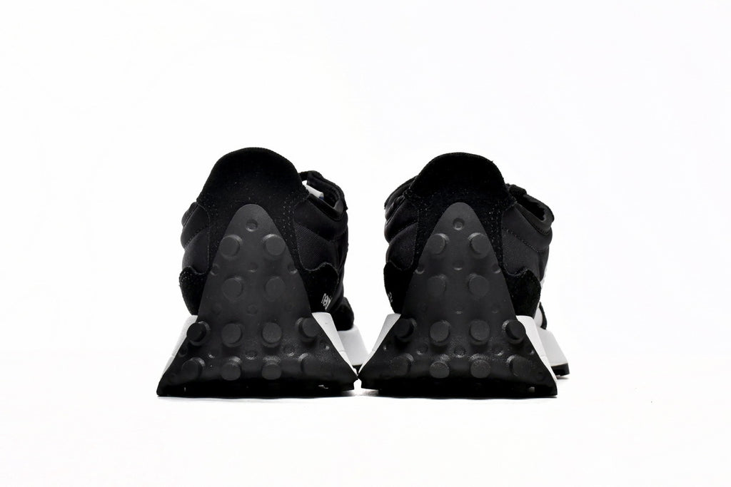 New Balance 327 Sneakers