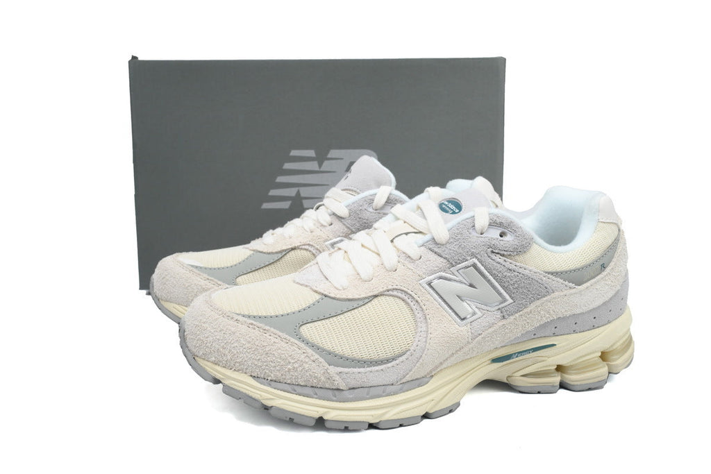 New Balance 2002R Women's & Men's Cream & Light Grey Retro Sneakers