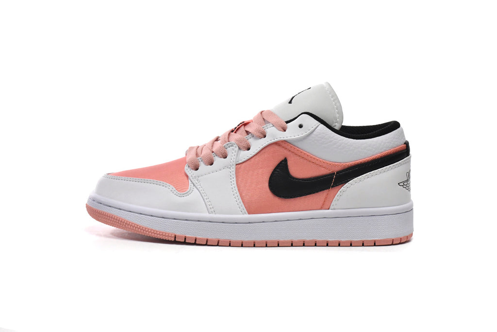 Nike Air Jordan 1 Retro Low Low-Top Sneakers