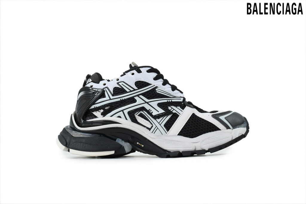 Balenciaga Runner men's shoes  women sneakers – Black & White