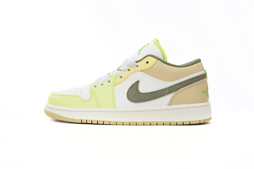 Nike Air Jordan 1 Retro Low Low-Top Sneakers