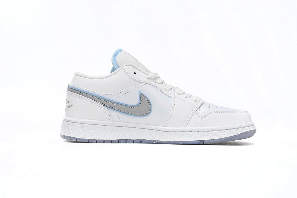 Nike Air Jordan 1 Retro Low Low-Top Sneakers
