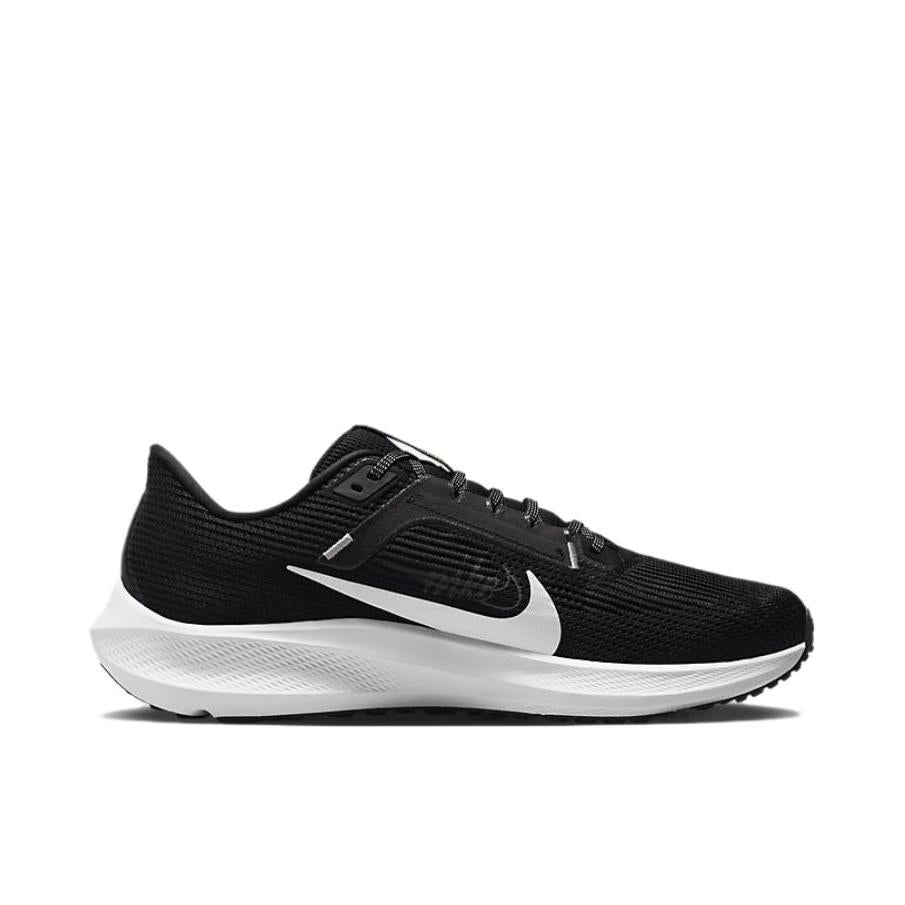 Nike Air Zoom Pegasus 40 – Black / White / Silver Mesh Running Sneakers