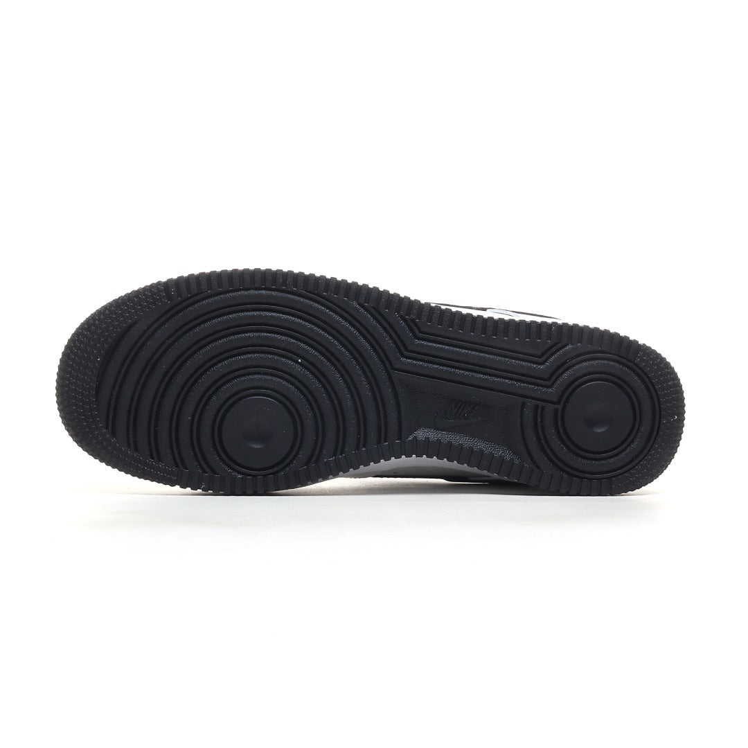 Nike Air Force 1 '07 Low – White/Black Leather Sneakers