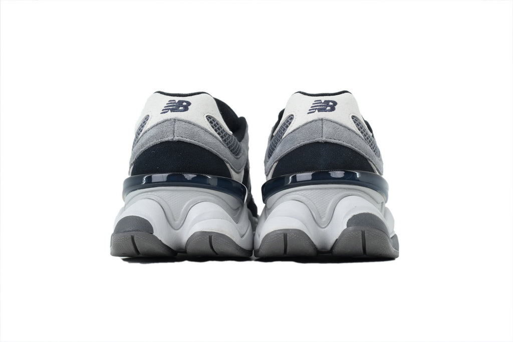 New Balance 9060 Sneakers