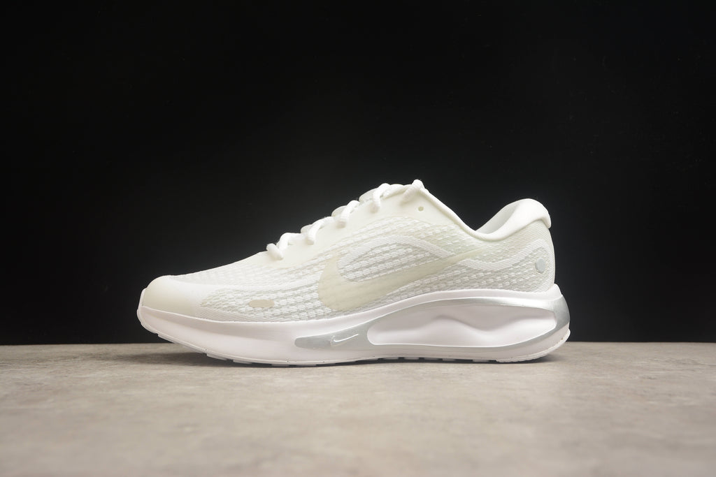 Nike Journey Run Running Shoes | Lightweight & Comfortable | EU 36-45