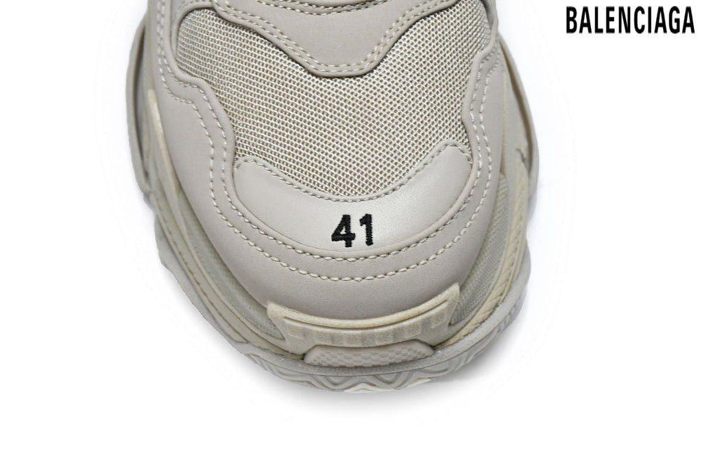 Balenciaga Triple S men's shoes  women sneakers – Beige
