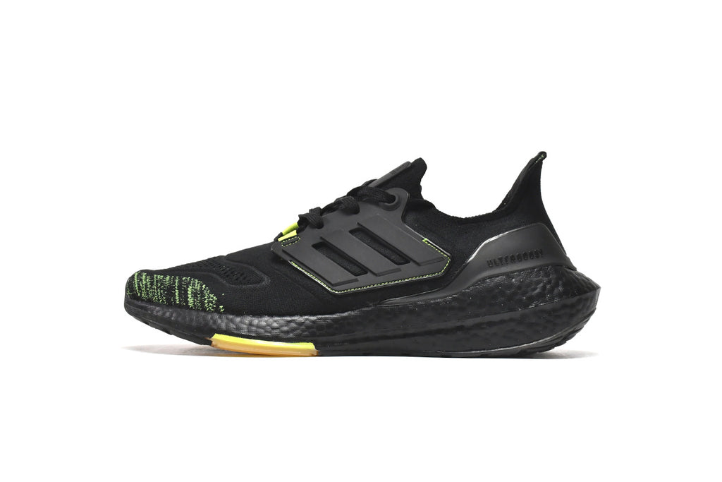 Adidas Ultraboost 22 Running Shoes