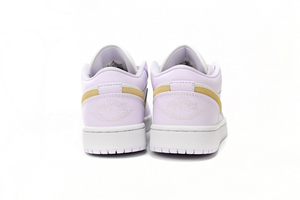 Nike Air Jordan 1 Retro Low Low-Top Sneakers