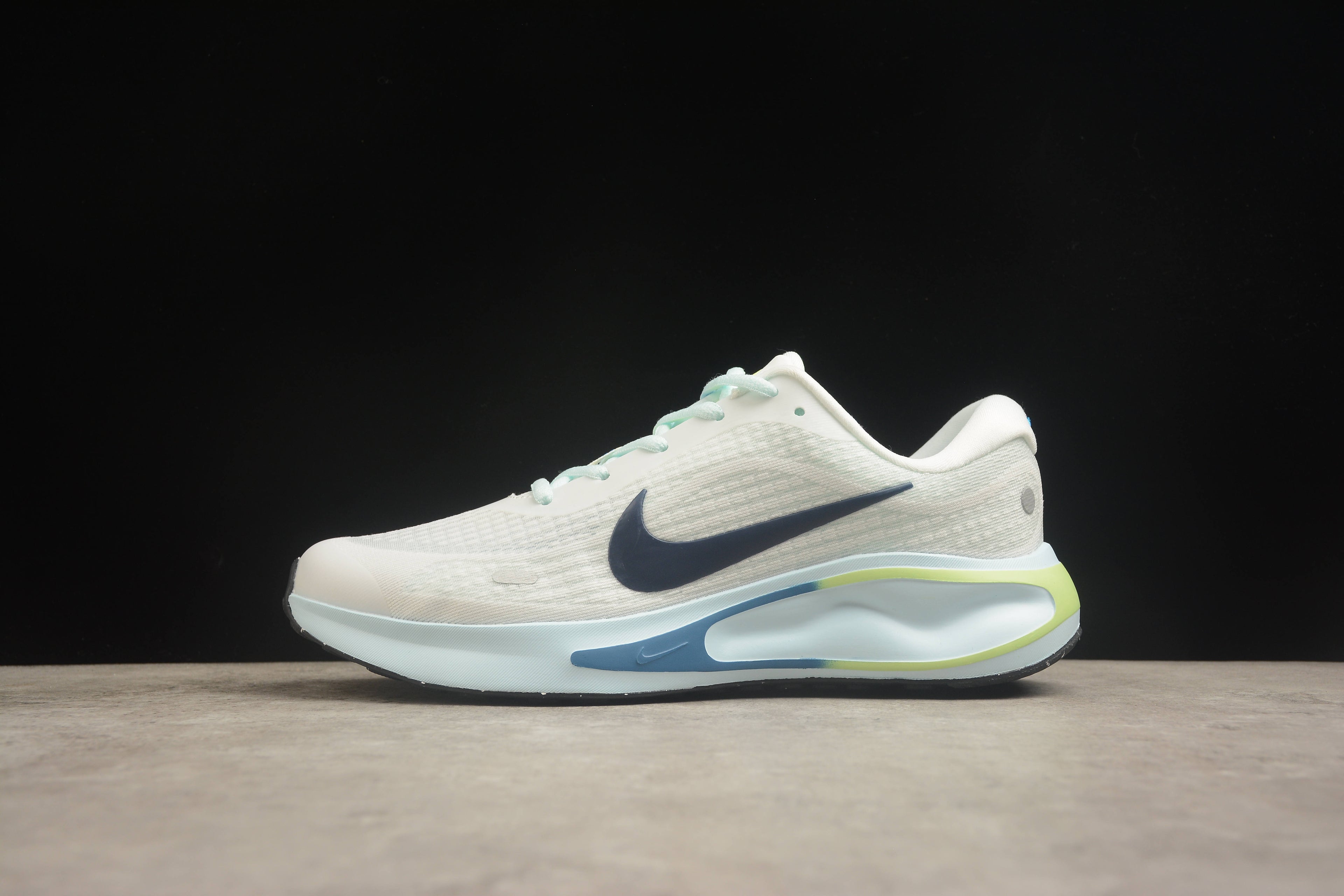 Nike Journey Run Running Shoes | Lightweight & Comfortable | EU 36-45