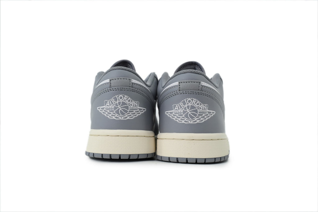 Nike Air Jordan 1 Retro Low Low-Top Sneakers