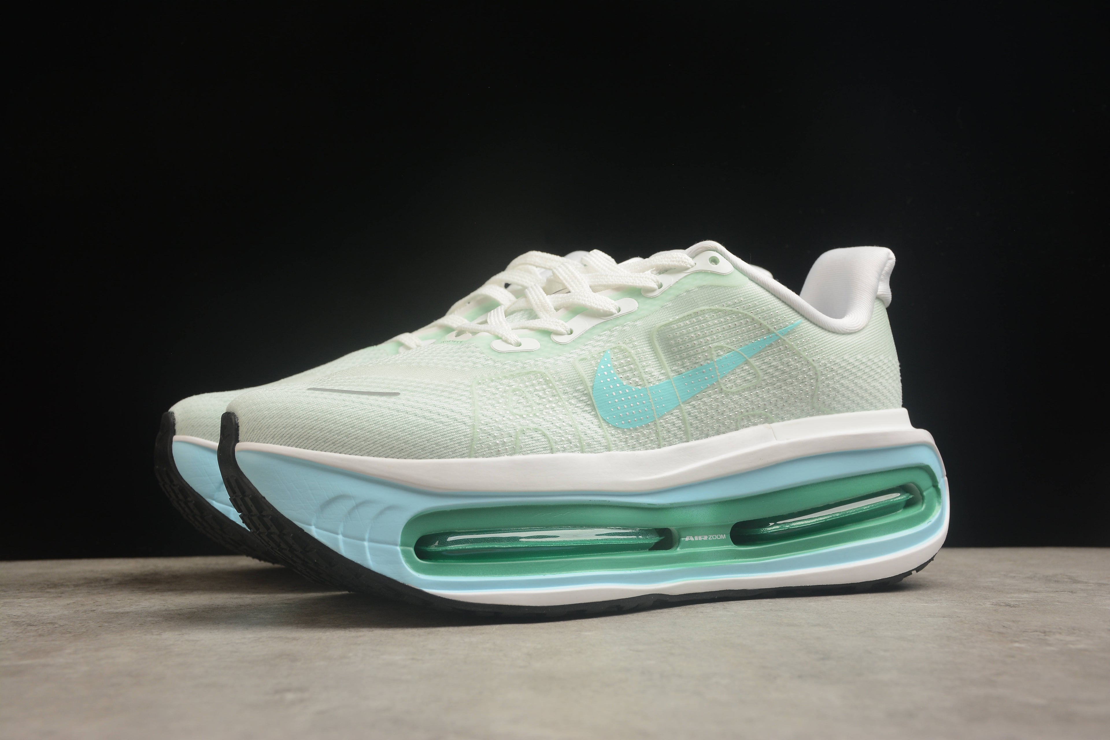 Nike Vomero 18 Running Shoes | Premium Cushioning | EU 36-45