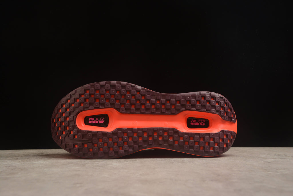 Nike Vomero 18 Running Shoes | Premium Cushioning | EU 36-45