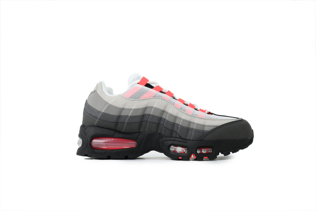 Nike Air Max 95 – Classic Sneakers