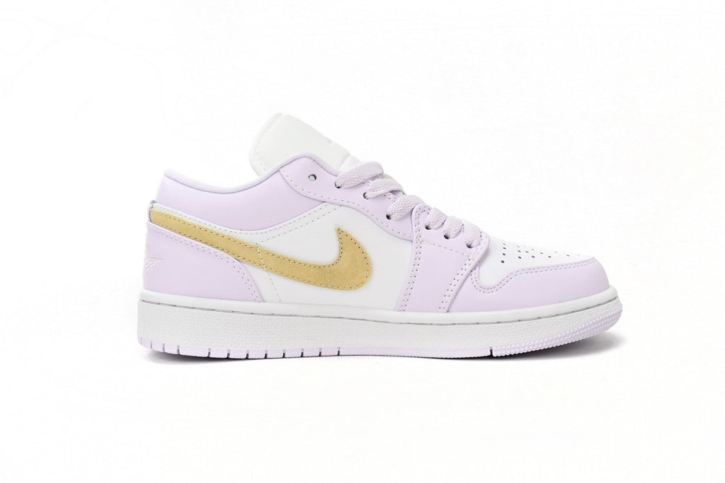Nike Air Jordan 1 Retro Low Low-Top Sneakers
