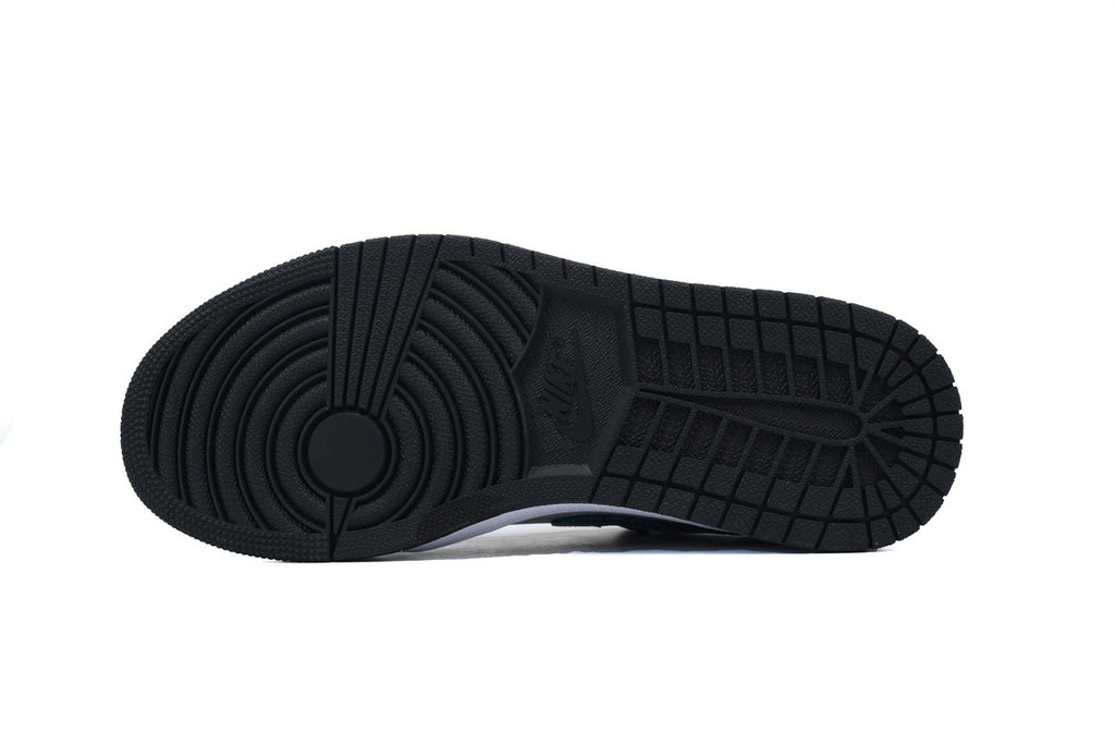 Nike Air Jordan 1 Retro Low Low-Top Sneakers