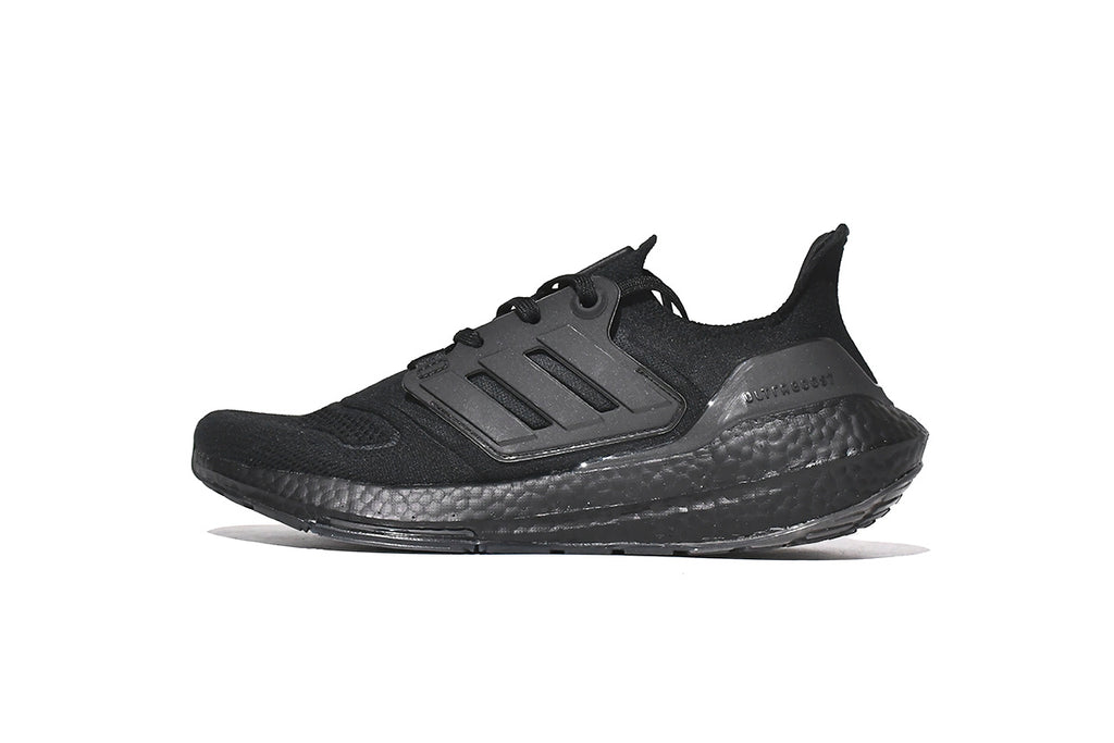 Adidas Ultraboost 22 Running Shoes